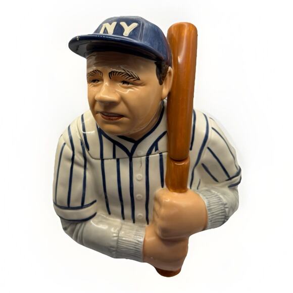 Vintage Babe Ruth Baseball Legend Hand Painted Cookie Jar By Clay Arts 1997 - Picture 1 of 12
